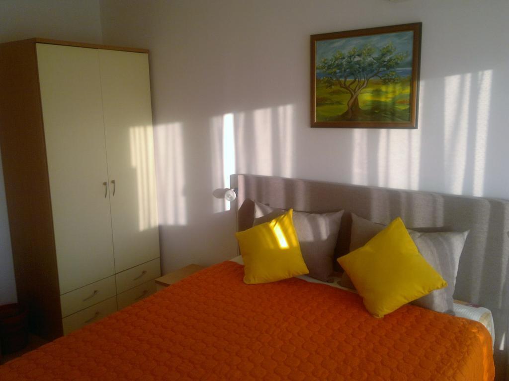 Lino Apartments Rovinj Exterior photo